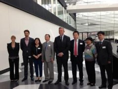 商務(wù)陪同翻譯需要注意什么